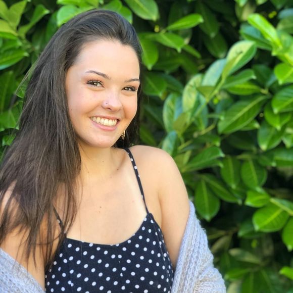 Meet your Posher, Fiona - Picture 1 of 1